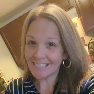 Meet your Posher, April